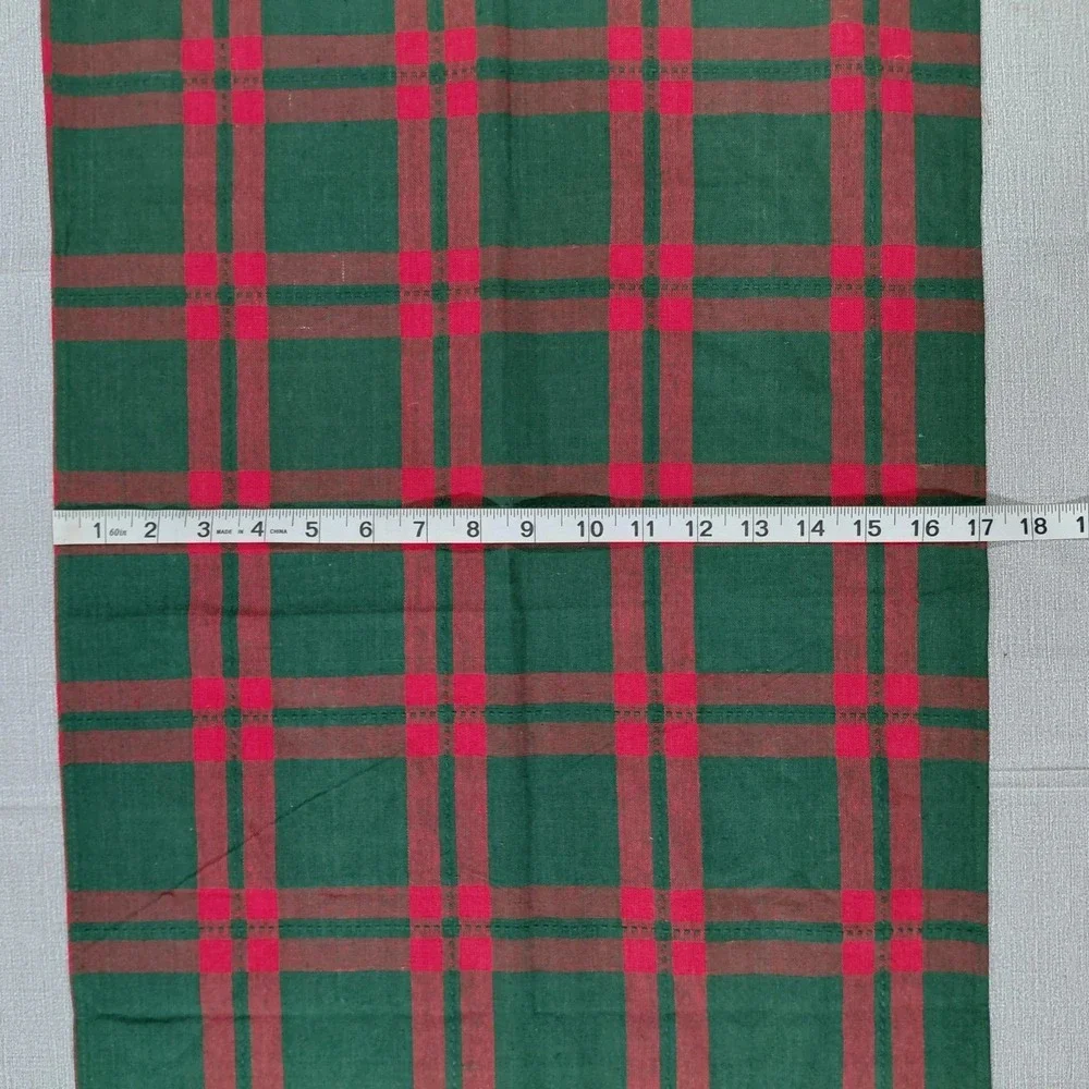 Green & Red Tartan Plaid Cloth Napkins Set of 2 Christmas Holiday 17